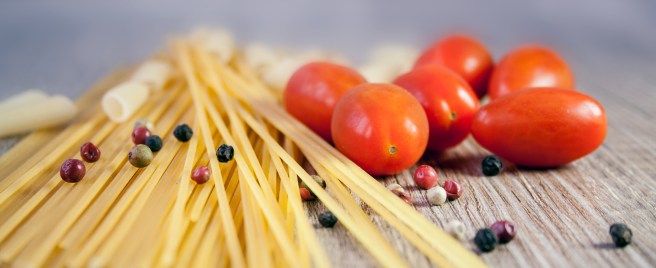 dreamstime_xxl_83022525 dried pasta spaghetti cherry tomatoes peppercorns