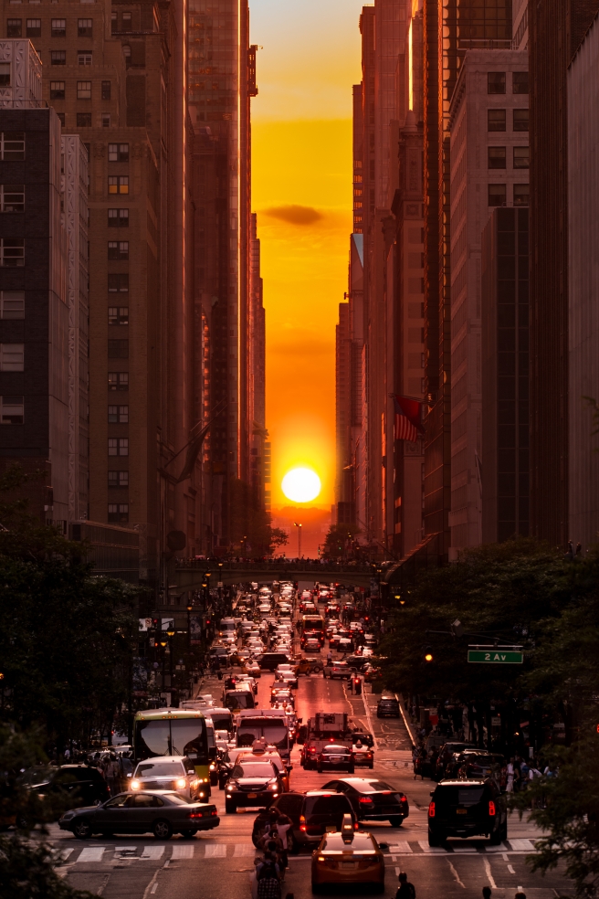 dreamstime_xxl_54870871 Manhattanhenge sunset NYC